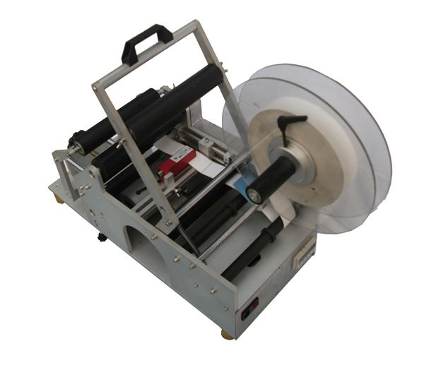 தொழிற்சாலை பாட்டில்கள் அரை தானியங்கி லேபிளிங் இயந்திரம்