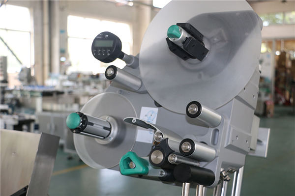 வெற்றிட இரத்த சேகரிப்பு குழாய் லேபிளிங் இயந்திரம்